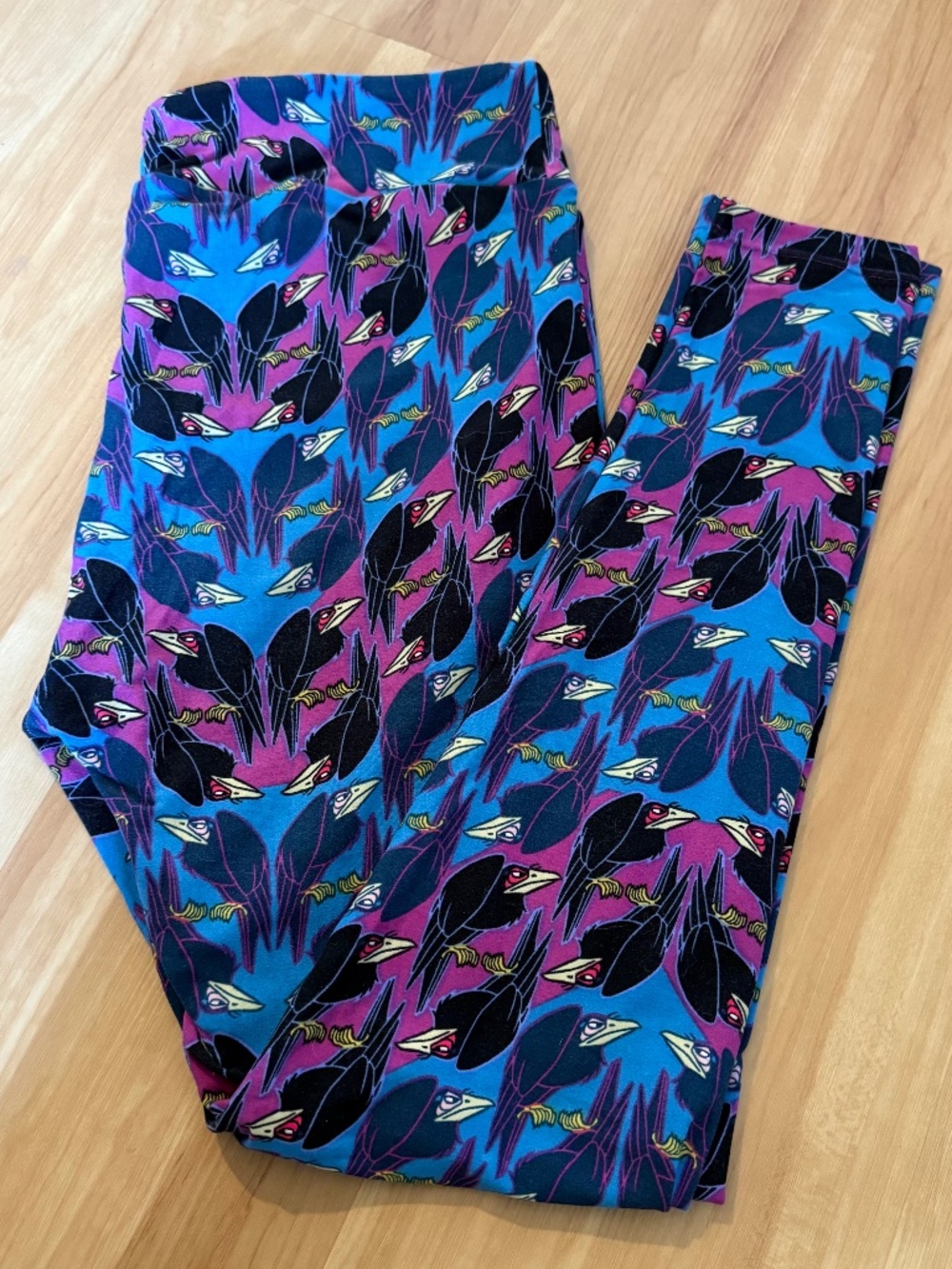LuLaRoe Leggings Tall and Curvy Gently Used